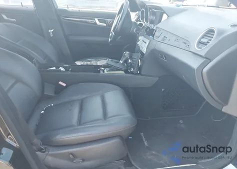 2014 Mercedes-Benz C 250 Sport из США, поврежденный, VIN WDDGF4HB3ER315328